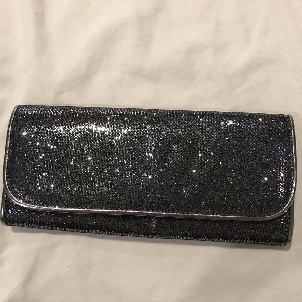 ALDO, Silver evening clutch, NWOT